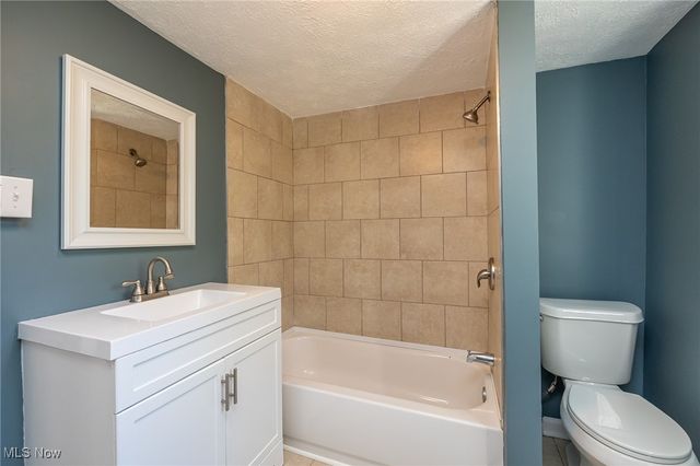 2278 26th Street SW, Akron, OH 44314