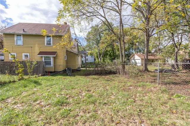 2278 26th Street SW, Akron, OH 44314