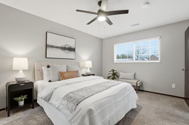 5390 Pond View Drive, Westerville, OH 43081