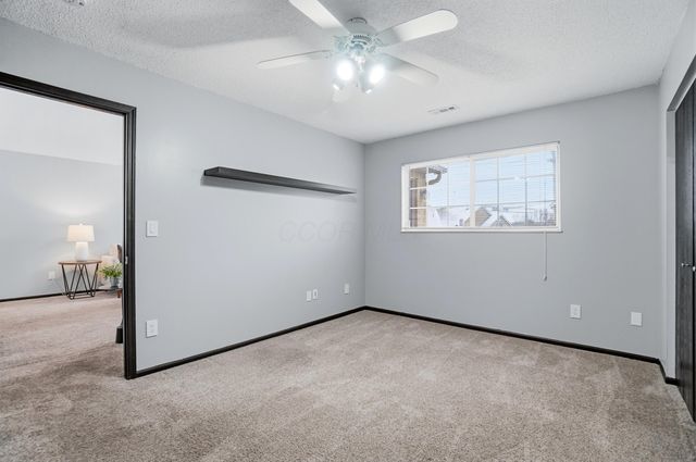 5390 Pond View Drive, Westerville, OH 43081