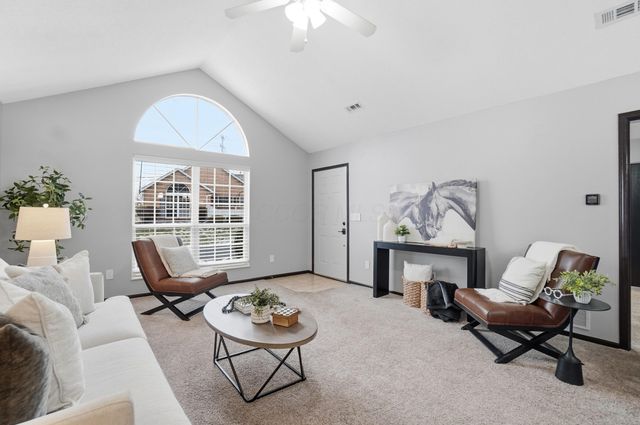 5390 Pond View Drive, Westerville, OH 43081