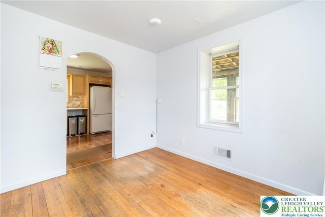 1815 Leithsville Rd, Lower Saucon Twp, PA 18055