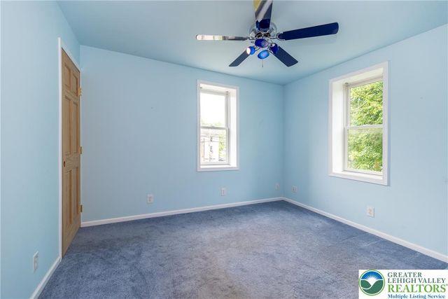 1815 Leithsville Rd, Lower Saucon Twp, PA 18055