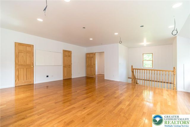 1815 Leithsville Rd, Lower Saucon Twp, PA 18055