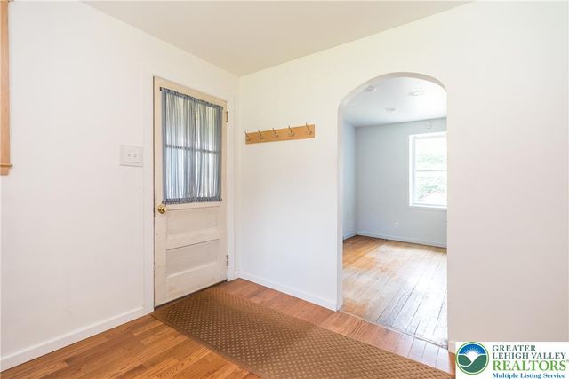 1815 Leithsville Rd, Lower Saucon Twp, PA 18055