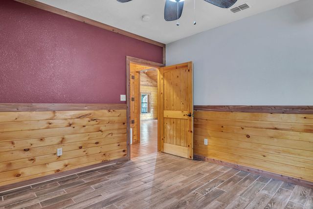 751 Cherokee Lane, Gladewater, TX 75647