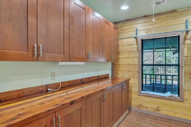 751 Cherokee Lane, Gladewater, TX 75647