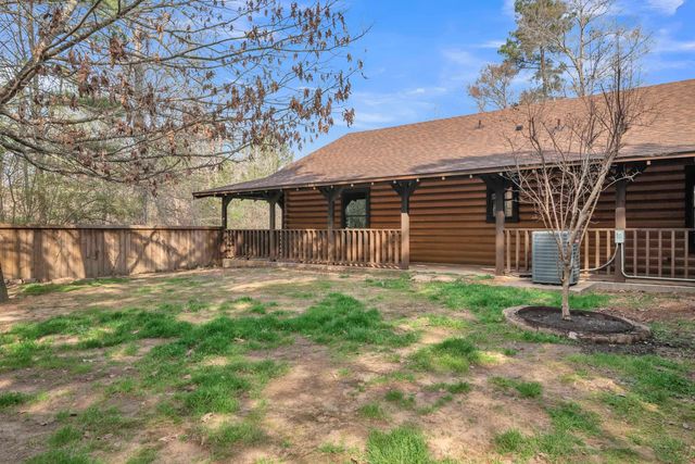 751 Cherokee Lane, Gladewater, TX 75647