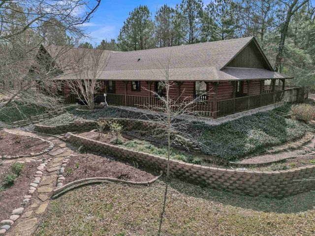 751 Cherokee Lane, Gladewater, TX 75647