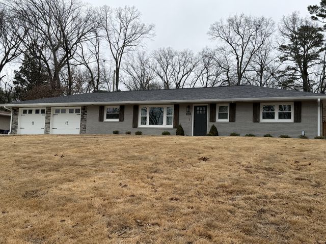 1633 Winston St, Florence, AL 35630