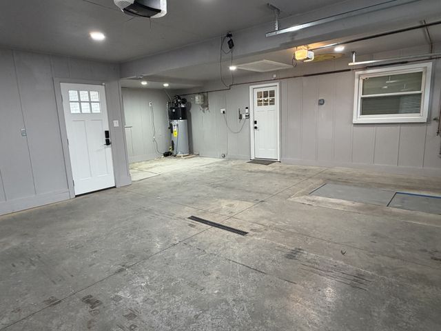 1633 Winston St, Florence, AL 35630