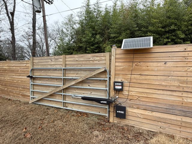 1633 Winston St, Florence, AL 35630