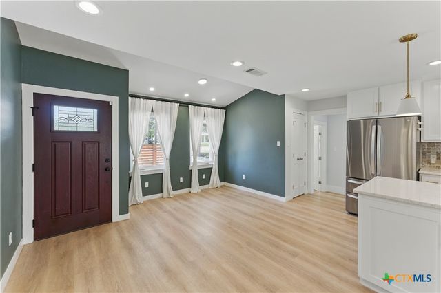 1230 Fredericksburg Road, New Braunfels, TX 78130