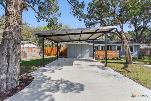1230 Fredericksburg Road, New Braunfels, TX 78130