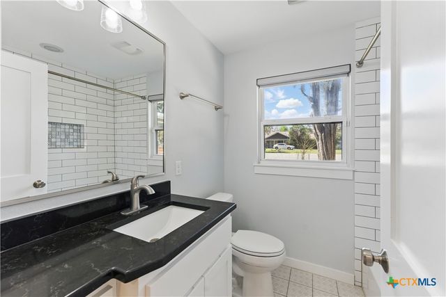 1230 Fredericksburg Road, New Braunfels, TX 78130