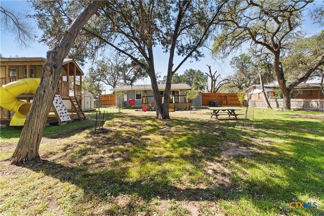 1230 Fredericksburg Road, New Braunfels, TX 78130