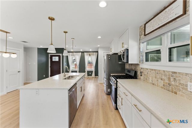 1230 Fredericksburg Road, New Braunfels, TX 78130