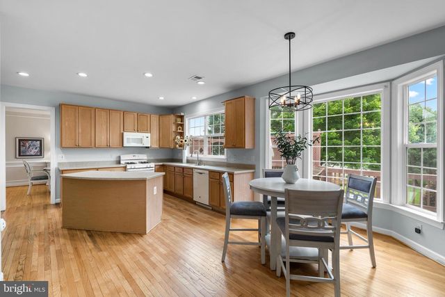 6000 LYCEUM LN, Manassas, VA 20112