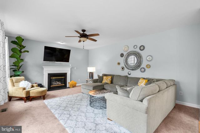 6000 LYCEUM LN, Manassas, VA 20112