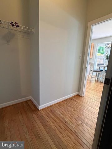 6000 LYCEUM LN, Manassas, VA 20112