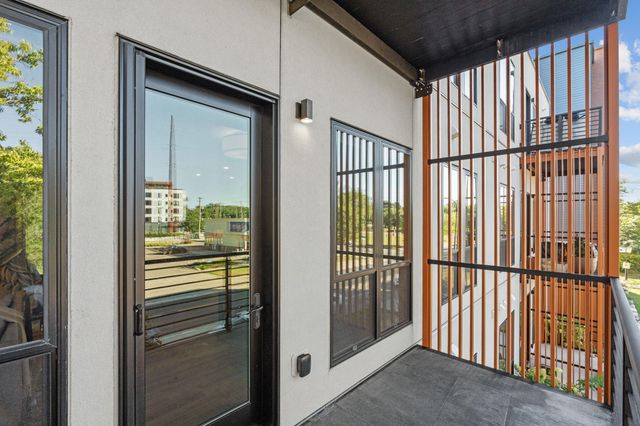 4745 Minnehaha Avenue 205, Minneapolis, MN 55406