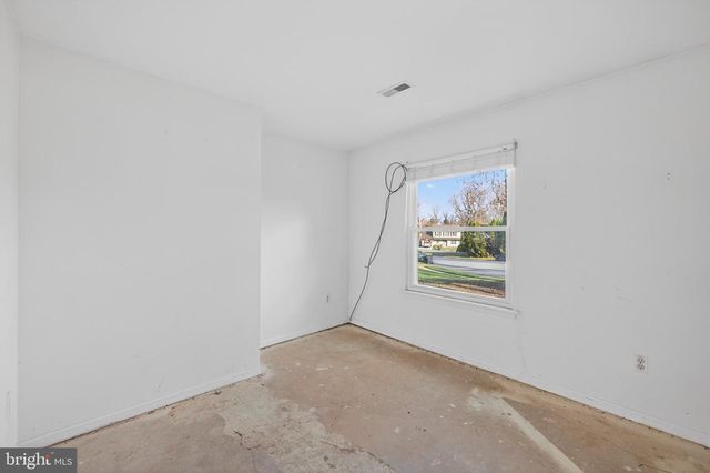 7 THEODORA CT, Wilmington, DE 19808