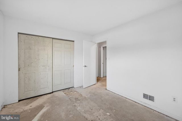 7 THEODORA CT, Wilmington, DE 19808