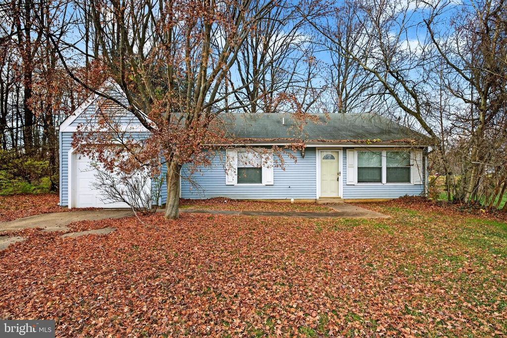 7 THEODORA CT, Wilmington, DE 19808