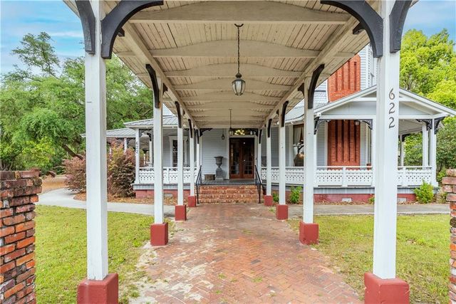 622 E Main Street, Blackshear, GA 31516