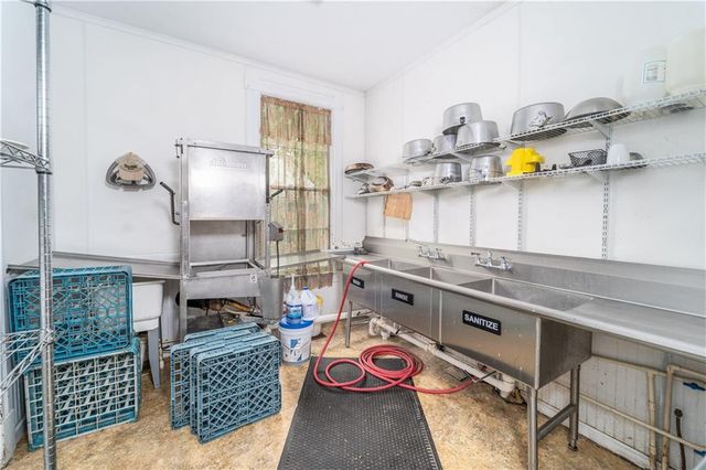 622 E Main Street, Blackshear, GA 31516