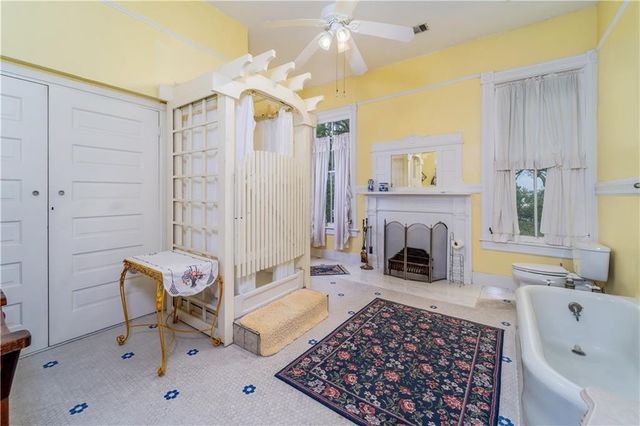 622 E Main Street, Blackshear, GA 31516