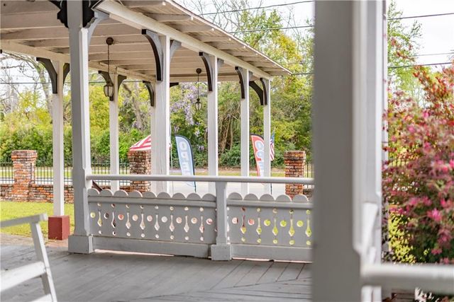 622 E Main Street, Blackshear, GA 31516