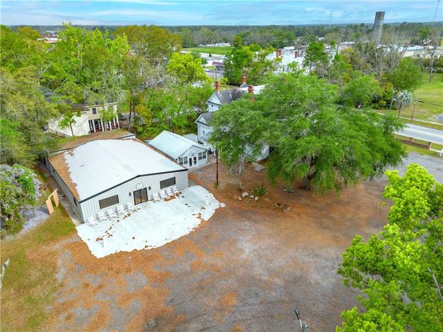 622 E Main Street, Blackshear, GA 31516