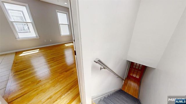 11 Schuyler Court R2, Kearny, NJ 07032