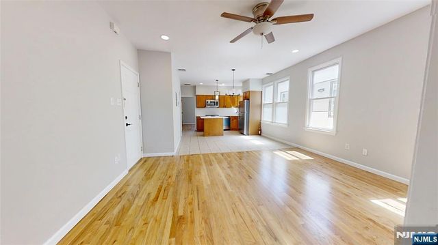 11 Schuyler Court R2, Kearny, NJ 07032