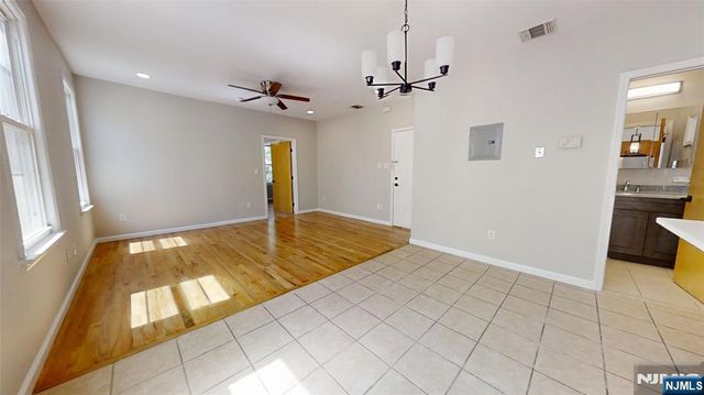 11 Schuyler Court R2, Kearny, NJ 07032