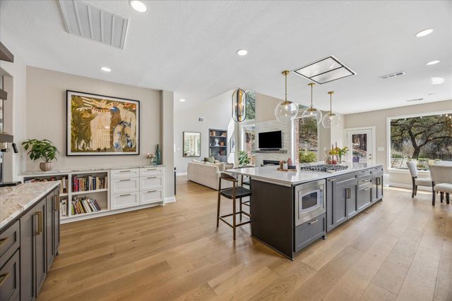 13921 Flat Top Ranch RD, Austin, TX 78732