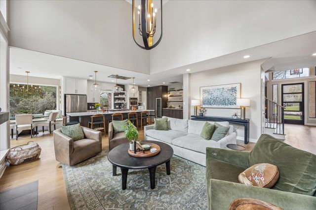 13921 Flat Top Ranch RD, Austin, TX 78732