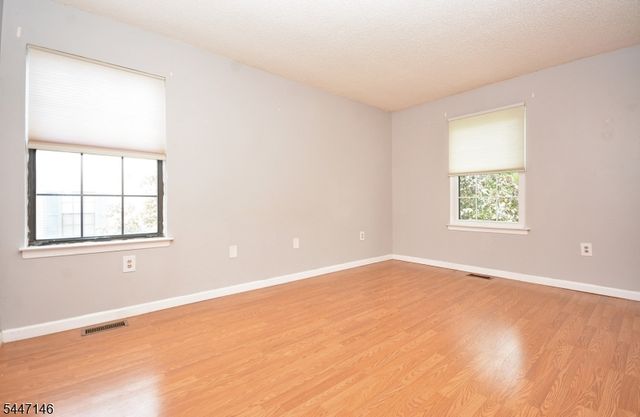 59 Oneill Ct, Lawrence Twp., NJ 08648