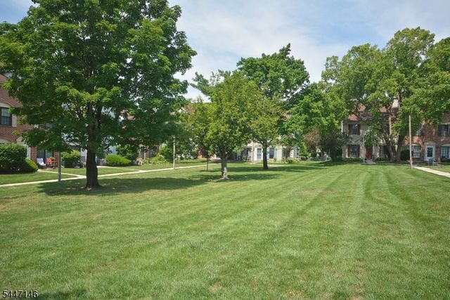 59 Oneill Ct, Lawrence Twp., NJ 08648