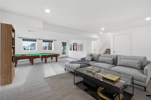 2765 SW 11th Street, Lee's Summit, MO 64081