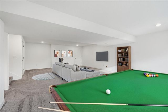 2765 SW 11th Street, Lee's Summit, MO 64081