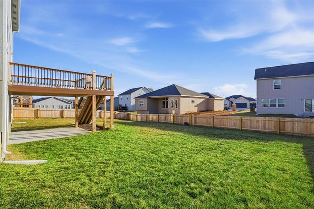 2765 SW 11th Street, Lee's Summit, MO 64081