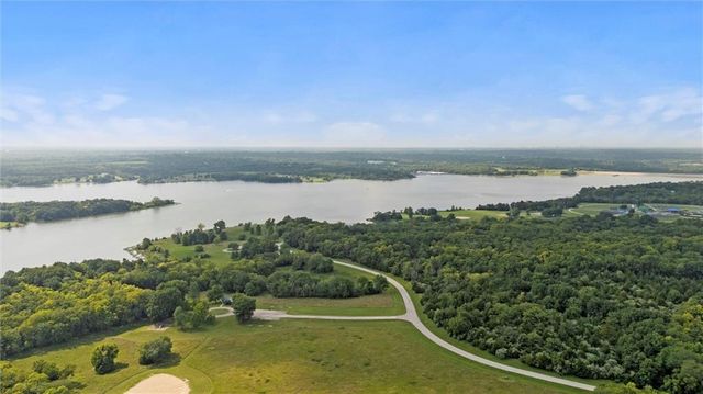 2765 SW 11th Street, Lee's Summit, MO 64081