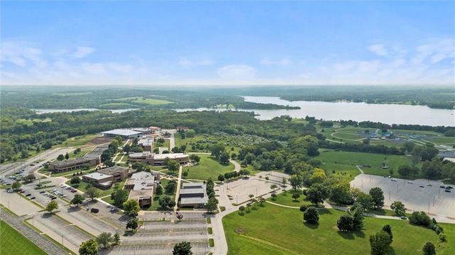 2765 SW 11th Street, Lee's Summit, MO 64081