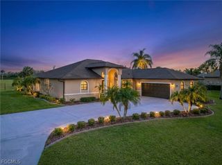 11845 Lady Anne CIR, Cape Coral, FL 33991