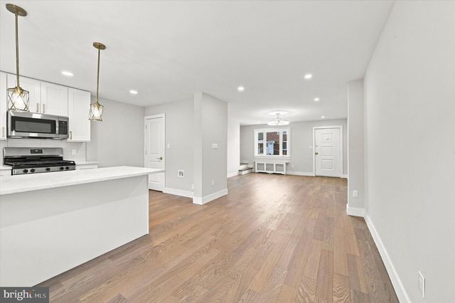 1325 BARNETT ST, Philadelphia, PA 19111
