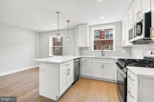 1325 BARNETT ST, Philadelphia, PA 19111