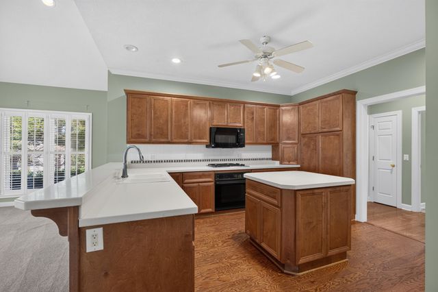212 Red Oak Lane, Aiken, SC 29803