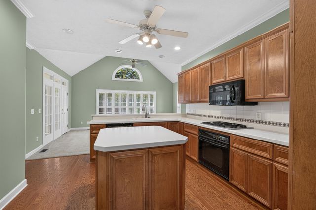 212 Red Oak Lane, Aiken, SC 29803